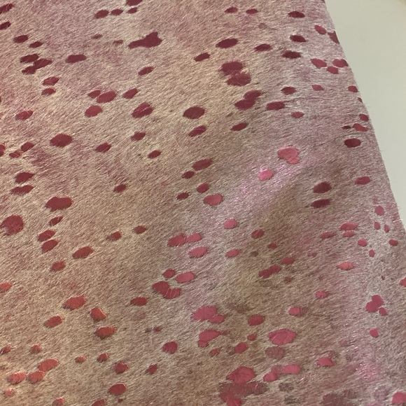 Genuine Natural Pink Skin Cowhide Rug Area Rug ) - Picture 7 of 10